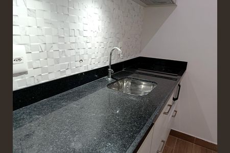 Studio para alugar com 25m², 1 quarto e sem vaga Studio para alugar com 25m², 1 quarto e sem vagaCozinha