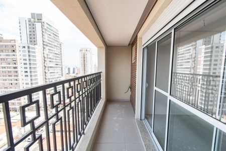 Varanda de kitnet/studio à venda com 1 quarto, 30m² em Vila Dom Pedro I, São Paulo