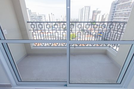 Varanda de kitnet/studio à venda com 0 quarto, 29m² em Vila Dom Pedro I, São Paulo