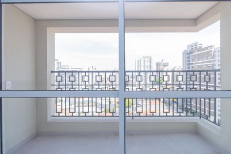 Varanda de kitnet/studio à venda com 0 quarto, 29m² em Vila Dom Pedro I, São Paulo