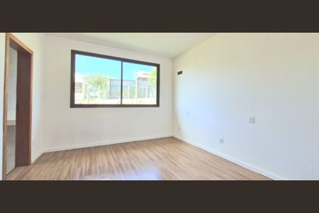 Casa de condomínio à venda com 525m², 4 quartos e 4 vagas Casa de condomínio à venda com 525m², 4 quartos e 4 vagasSuíte 3