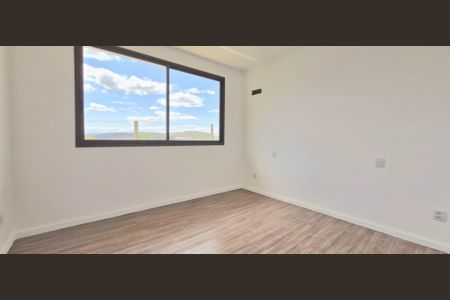 Casa de condomínio à venda com 525m², 4 quartos e 4 vagas Casa de condomínio à venda com 525m², 4 quartos e 4 vagasSuíte 2