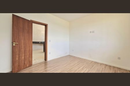 Casa de condomínio à venda com 525m², 4 quartos e 4 vagas Casa de condomínio à venda com 525m², 4 quartos e 4 vagasSuite 1