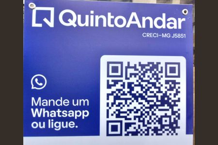 Casa de condomínio à venda com 525m², 4 quartos e 4 vagas Casa de condomínio à venda com 525m², 4 quartos e 4 vagasPlaca