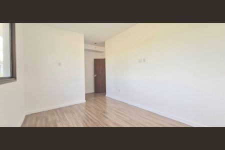 Casa de condomínio à venda com 525m², 4 quartos e 4 vagas Casa de condomínio à venda com 525m², 4 quartos e 4 vagasSuíte 4