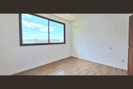 Casa de condomínio à venda com 525m², 4 quartos e 4 vagas Casa de condomínio à venda com 525m², 4 quartos e 4 vagasSuíte 1