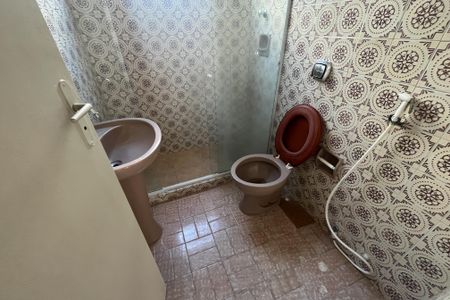 Casa de condomínio à venda com 70m², 2 quartos e 1 vaga Casa de condomínio à venda com 70m², 2 quartos e 1 vagaBanheiro Social