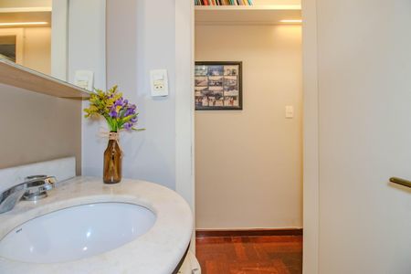 Apartamento para alugar com 141m², 2 quartos e 2 vagasLavabo