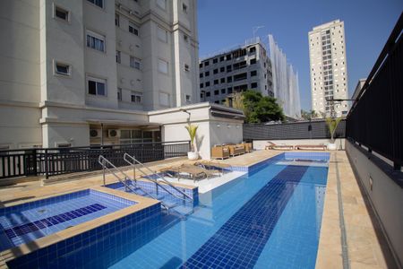 Apartamento à venda com 75m², 3 quartos e 2 vagasÁrea comum - Piscina