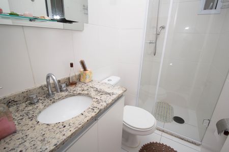 Apartamento à venda com 75m², 3 quartos e 2 vagasBanheiro Social