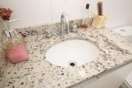 Apartamento à venda com 75m², 3 quartos e 2 vagasBanheiro Social