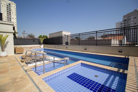 Apartamento à venda com 75m², 3 quartos e 2 vagasÁrea comum - Piscina