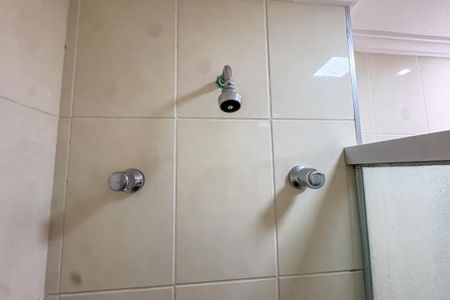 Apartamento à venda com 45m², 2 quartos e 1 vaga Apartamento à venda com 45m², 2 quartos e 1 vagaBanheiro Social