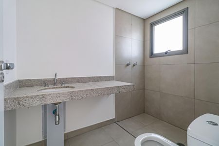 Apartamento à venda com 141m², 3 quartos e 2 vagasBanheiro da Suíte 1