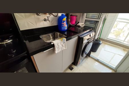 Apartamento à venda com 64m², 3 quartos e 2 vagas Apartamento à venda com 64m², 3 quartos e 2 vagasÁrea de Serviço