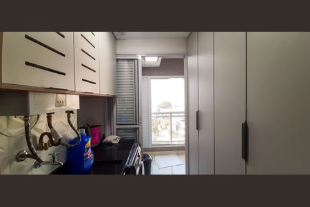 Apartamento à venda com 64m², 3 quartos e 2 vagas Apartamento à venda com 64m², 3 quartos e 2 vagasÁrea de Serviço