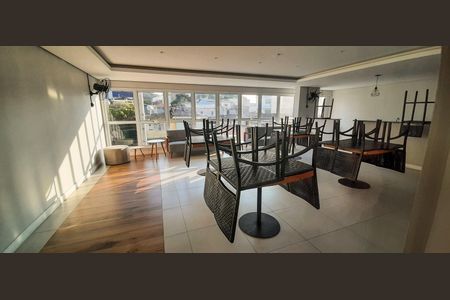 Apartamento à venda com 64m², 3 quartos e 2 vagas Apartamento à venda com 64m², 3 quartos e 2 vagasÁrea comum - Salão de festas