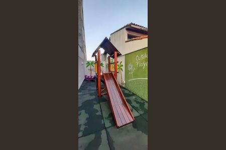 Apartamento à venda com 64m², 3 quartos e 2 vagas Apartamento à venda com 64m², 3 quartos e 2 vagasÁrea comum - Playground