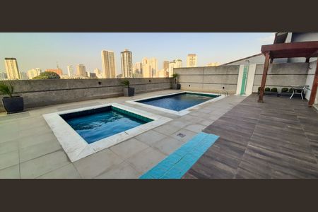 Apartamento à venda com 64m², 3 quartos e 2 vagas Apartamento à venda com 64m², 3 quartos e 2 vagasÁrea comum - Piscina