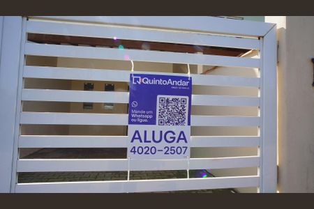 Plaquinha  de casa para alugar com 2 quartos, 90m² em São João do Rio Vermelho, Florianópolis