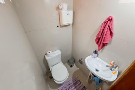 Casa à venda com 90m², 3 quartos e 1 vagaBanheiro 1 - Casa 2