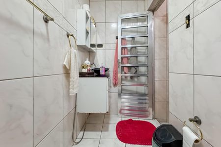 Casa à venda com 90m², 3 quartos e 1 vagaBanheiro - Casa 1