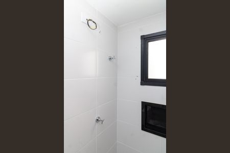 Banheiro de apartamento à venda com 1 quarto, 29m² em Parada Inglesa, São Paulo