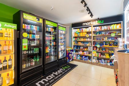 Apartamento à venda com 62m², 2 quartos e 1 vagaMercado 24h