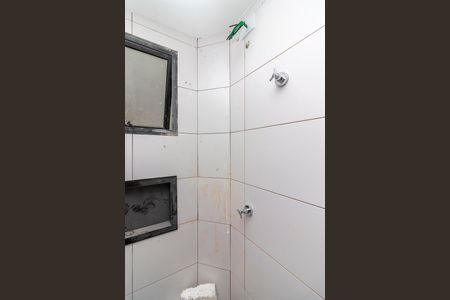 Banheiro de apartamento à venda com 1 quarto, 32m² em Parada Inglesa, São Paulo