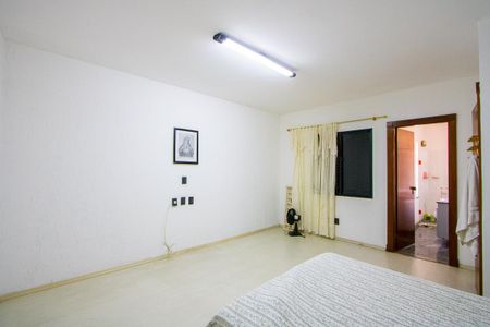 Casa à venda com 567m², 3 quartos e 8 vagasSuíte 2