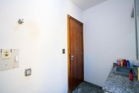 Casa à venda com 567m², 3 quartos e 8 vagasBanheiro da Suíte 1