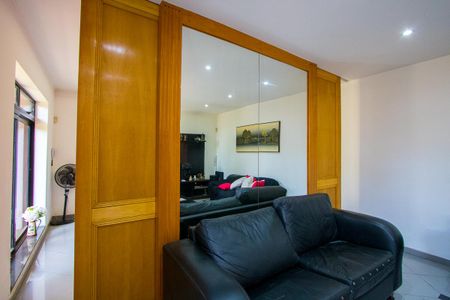 Sala 1 de casa à venda com 3 quartos, 567m² em Vila América, Santo André