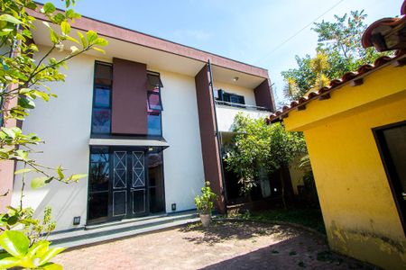 Casa à venda com 567m², 3 quartos e 8 vagasÁrea externa