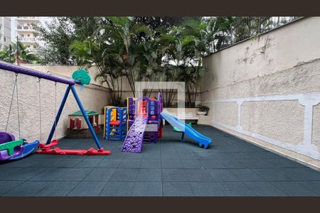 Apartamento para alugar com 100m², 2 quartos e 1 vagaPlayground