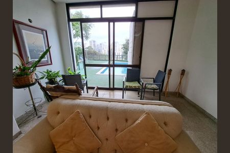 Casa à venda com 4 quartos, 520m² em Pacaembu, São Paulo