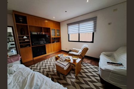 Casa à venda com 4 quartos, 520m² em Pacaembu, São Paulo