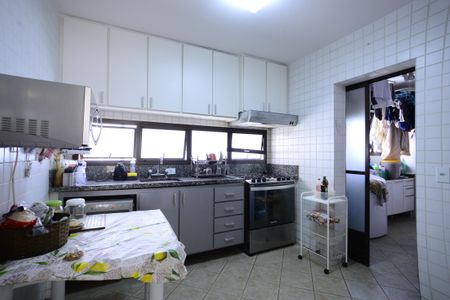 Apartamento para alugar com 120m², 3 quartos e 2 vagasCozinha