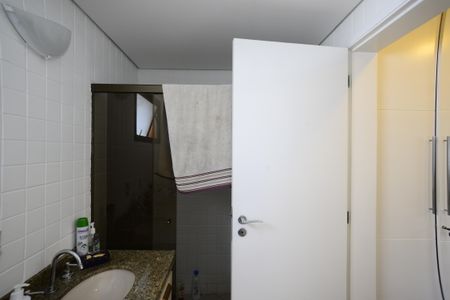 Apartamento para alugar com 120m², 3 quartos e 2 vagasSuíte Banheiro