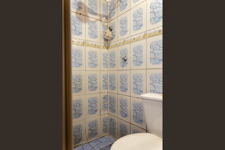 Casa à venda com 90m², 2 quartos e sem vaga Casa à venda com 90m², 2 quartos e sem vagaBanheiro