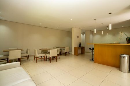 Apartamento à venda com 103m², 2 quartos e 2 vagas Apartamento à venda com 103m², 2 quartos e 2 vagasÁrea comum - Salão de festas