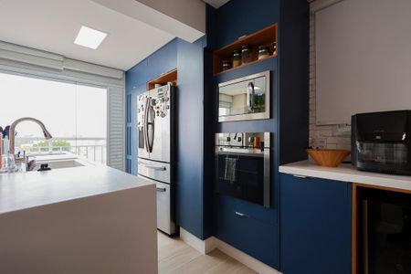 Apartamento à venda com 103m², 2 quartos e 2 vagas Apartamento à venda com 103m², 2 quartos e 2 vagasCozinha