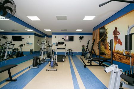 Apartamento à venda com 103m², 2 quartos e 2 vagas Apartamento à venda com 103m², 2 quartos e 2 vagasÁrea comum - Academia