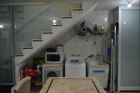 Casa à venda com 134m², 3 quartos e 4 vagasÁrea de Serviço