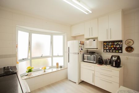 Casa de condomínio à venda com 180m², 3 quartos e 2 vagas Casa de condomínio à venda com 180m², 3 quartos e 2 vagasCozinha