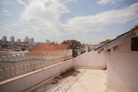 Casa de condomínio à venda com 180m², 3 quartos e 2 vagas Casa de condomínio à venda com 180m², 3 quartos e 2 vagasVaranda do Sótão