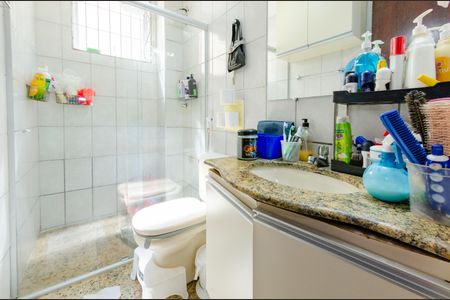 Apartamento à venda com 98m², 3 quartos e 2 vagas Apartamento à venda com 98m², 3 quartos e 2 vagasBanheiro da Suíte