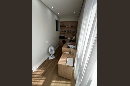 Apartamento à venda com 164m², 3 quartos e 3 vagasEscritório