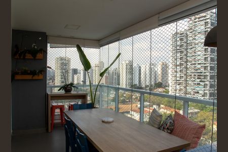 Apartamento à venda com 225m², 3 quartos e 4 vagasVaranda gourmet