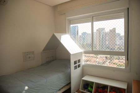 Apartamento à venda com 225m², 3 quartos e 4 vagasQuarto 2 - Suíte