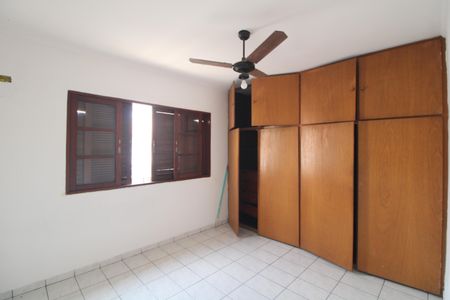 Casa à venda com 95m², 2 quartos e 2 vagasQuarto 1